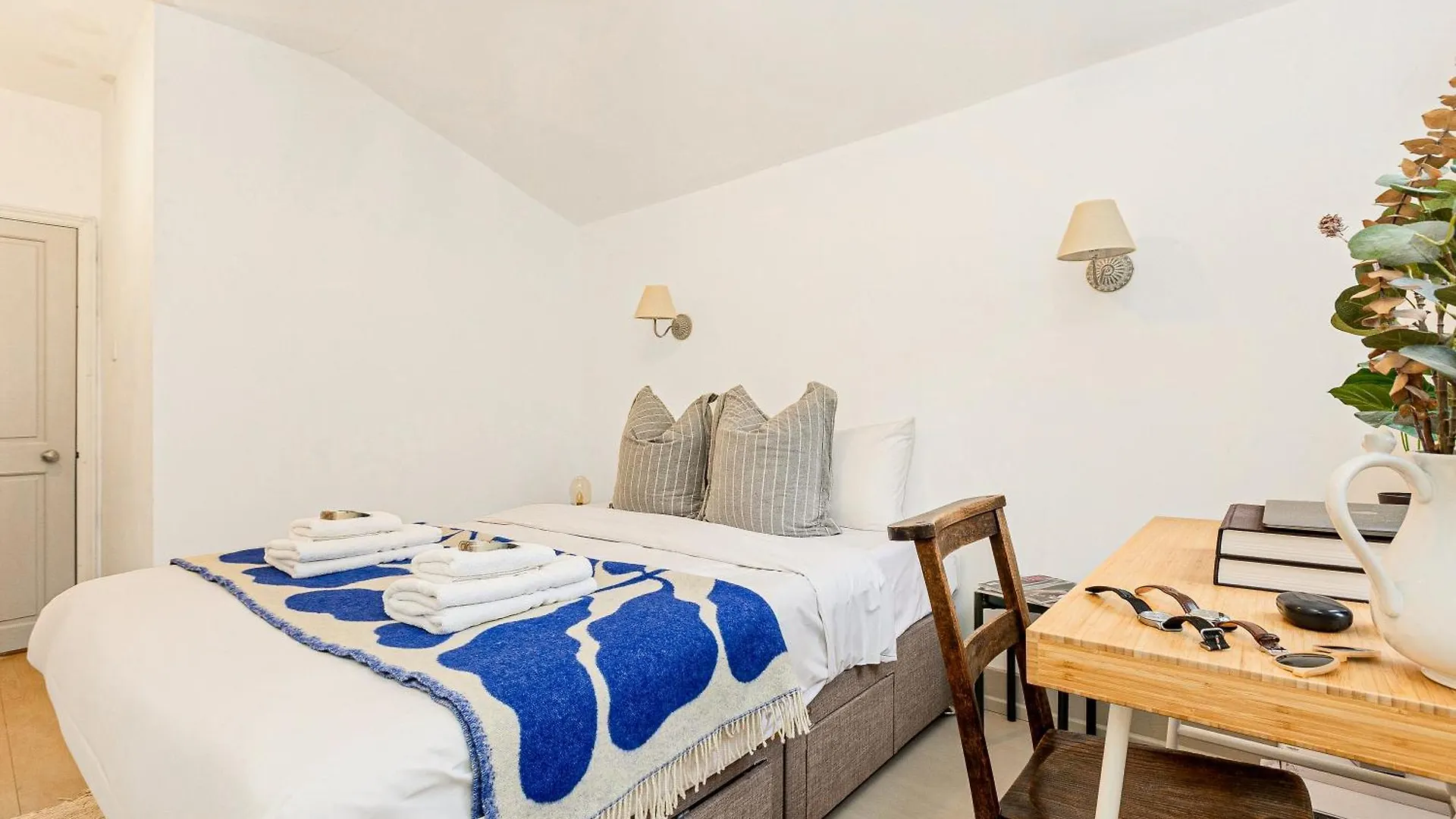 3Br Flat W Garden In West Kensington, 4Min Tube Station Villa London 0*,